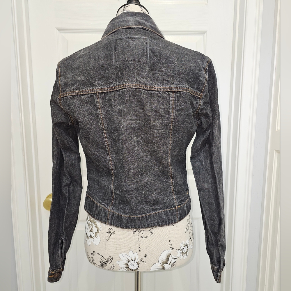 Vintage Levi's Women's Black Acid Washed Denim Jacket, Size M - Picture 6 of 12
